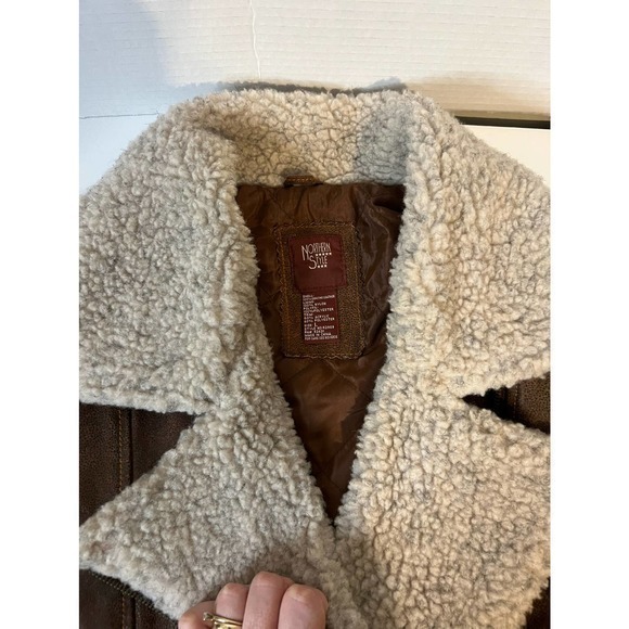 NORTHERN STYLE Women's 100% Genuine Leather Bomber Style Coat Size Large W/Belt‎ - Picture 11 of 11